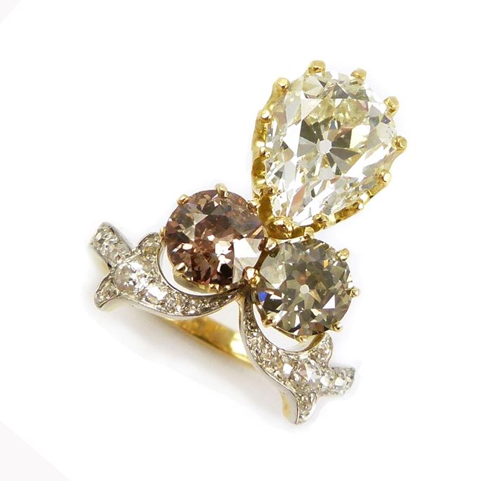Pear shaped diamond and coloured diamond cluster ring | MasterArt